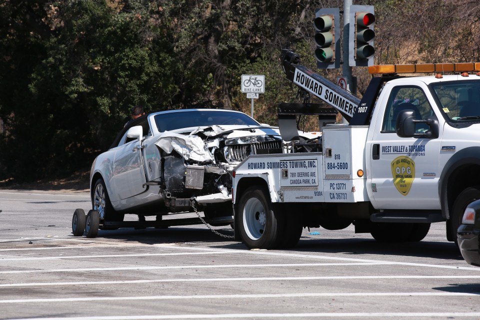  TMZ reports that the Prius cut in front of Kris's car, causing the accident