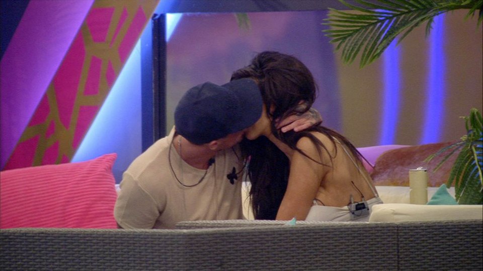  Chloe was seen getting up close and personal with housemate Stephen Bear last night in the CBB house