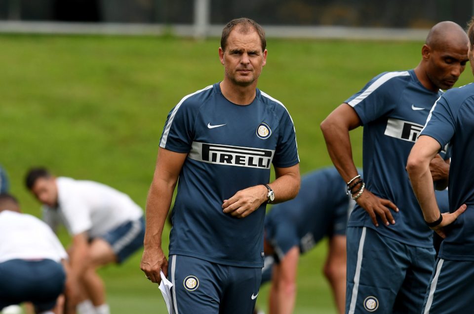 COMO, ITALY - AUGUST 09: Head coach Frank de Boer looks on during the FC Internazionale training session at the club's training ground at Appiano Gentile on August 9, 2016 in Como, Italy. (Photo by Claudio Villa - Inter/Inter via Getty Images)