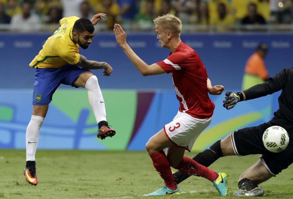  Known as Gabigol, the striker plays for Santos