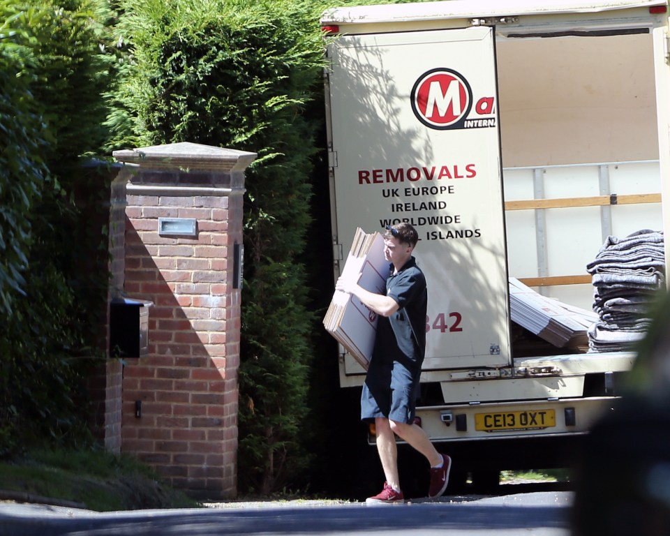 FAMEFLYNET - Exclusive: Peter Andres Wife Emily Oversees House Moving Preparations While Peter Lives it Up On Holiday