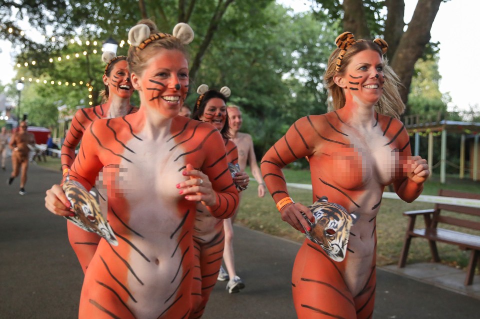 Women midway through their lap at the zoo