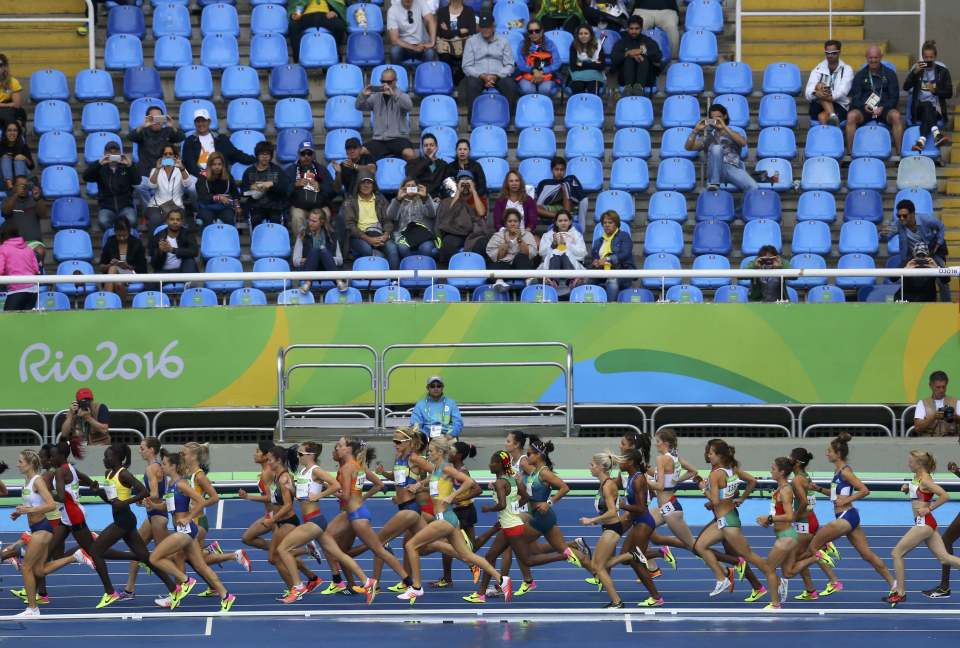  There were medals up for grabs in the Women's 10,000m final but there still seemed to be more empty seats than fans