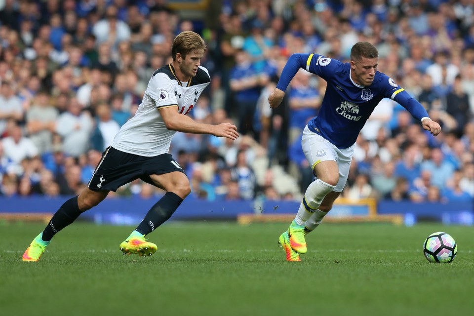  Ross Barkley and Eric Dier both wear the Nike Magista boots this season