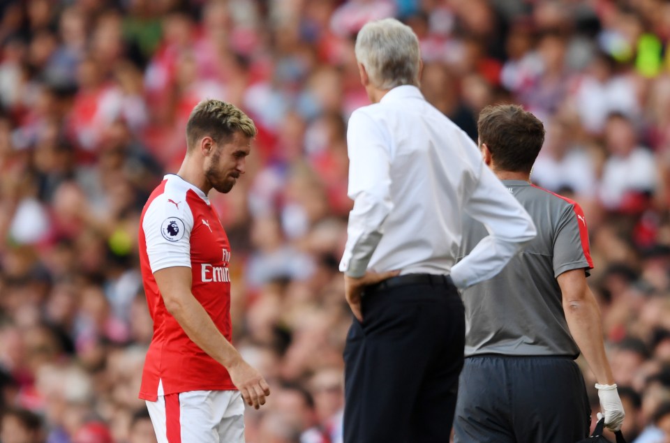  Arsene Wenger admitted he knew Rambo was struggling at half time