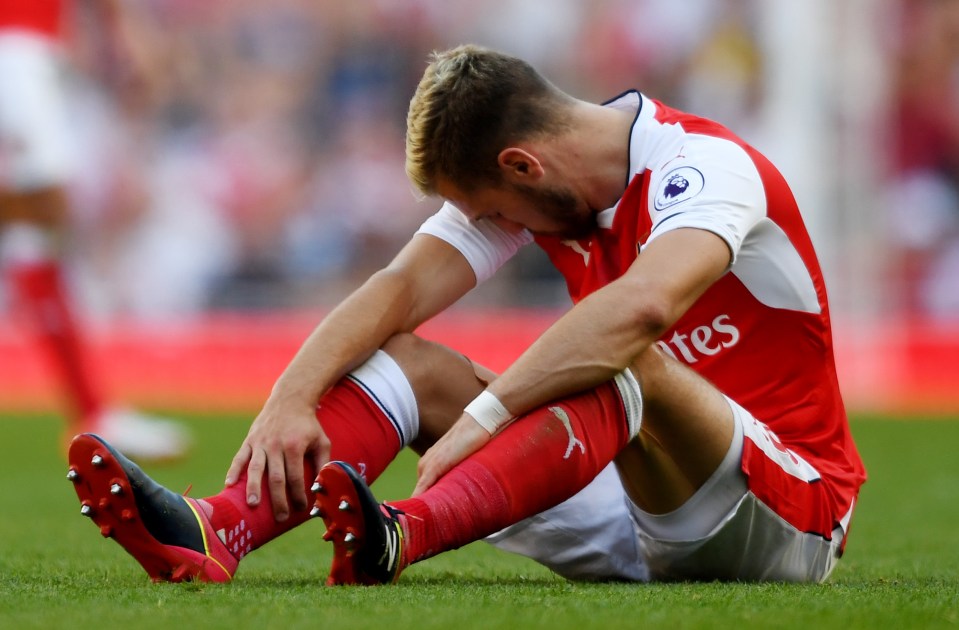  Aaron Ramsey is out for a month with a hamstring injury