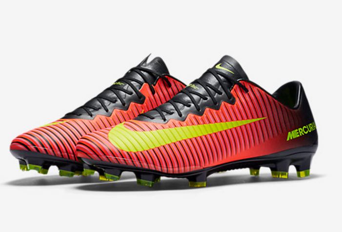  The Nike Mercurial Vapor boots worn by Zlatan Ibrahimovic at Man United