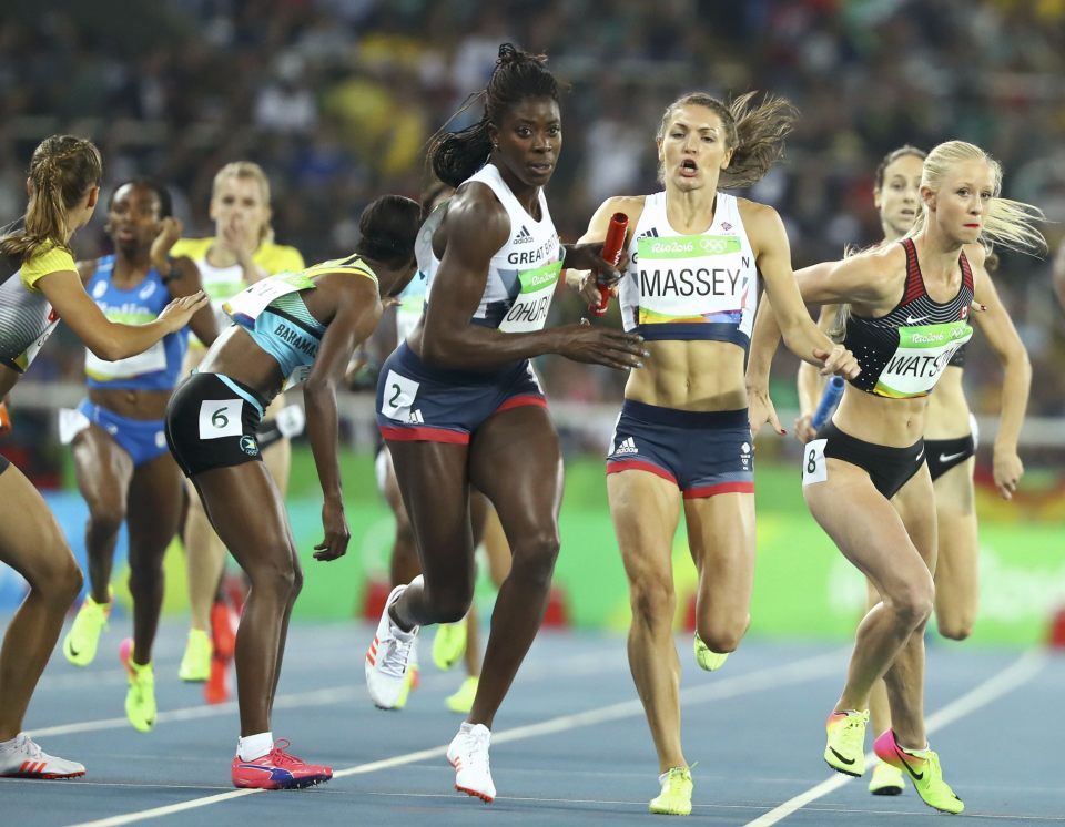 Kelly Massey passes the baton to Ohuruogu during their race