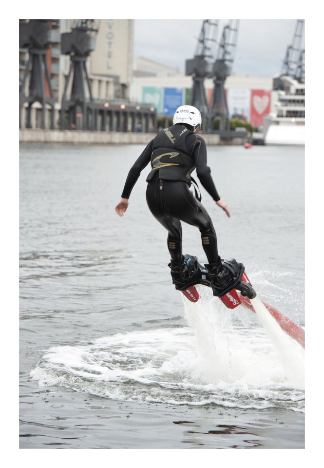 flyboarding 