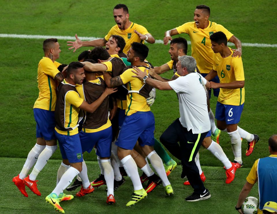 Brazils squad gom wild with excitement after taking the lead in the final