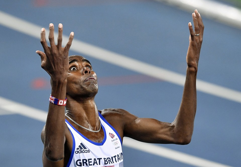  Mo Farah can barely believe it as he completes a dream double-double in the mens 5,000 metres