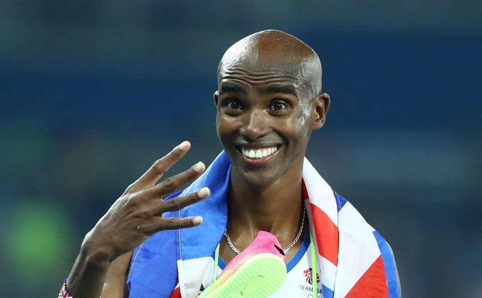  Mo Farah holds up four fingers after winning his fourth gold at the Rio 2016 Olympics