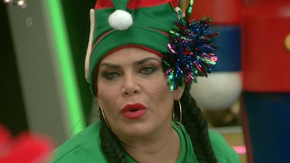 During this task the Mob Wives star wasn't feeling in the Christmas spirit