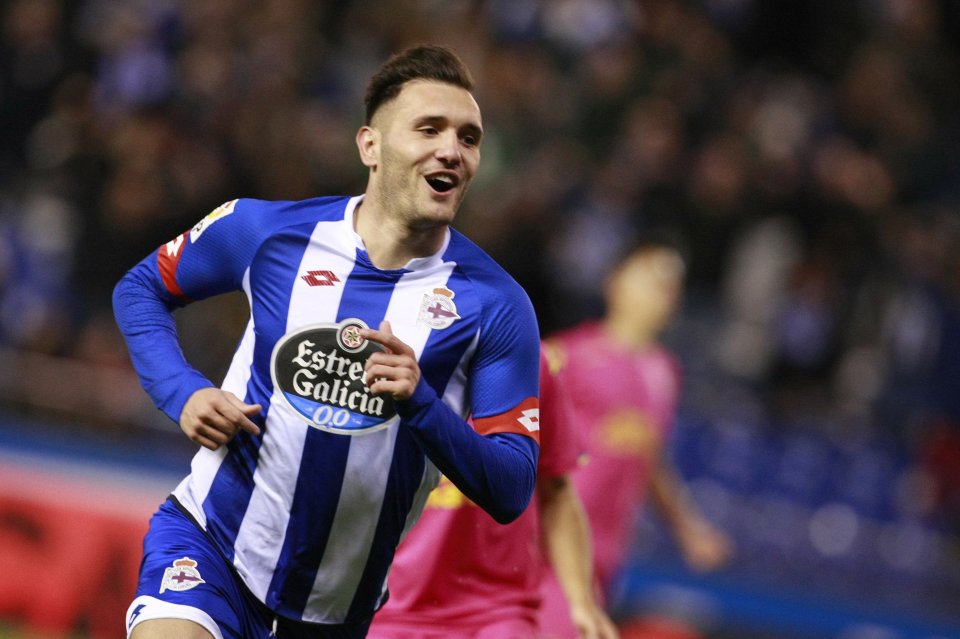  Lucas Perez could be on his way to Arsenal