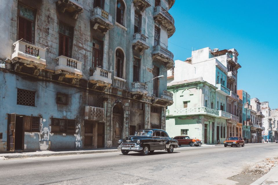 Photographer Bobi Dojcinovski captured images of Cuba's vintage cars, including this elegant black number