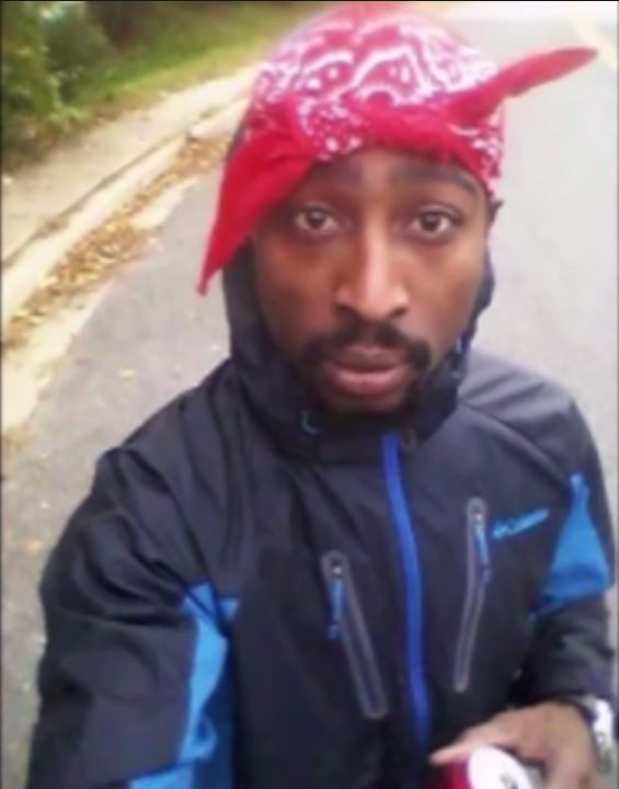 A YouTube account claimed this photo is an older Tupac, now living in Cuba