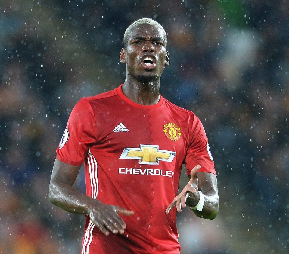 Manchester United set a new world transfer record for Paul Pogba