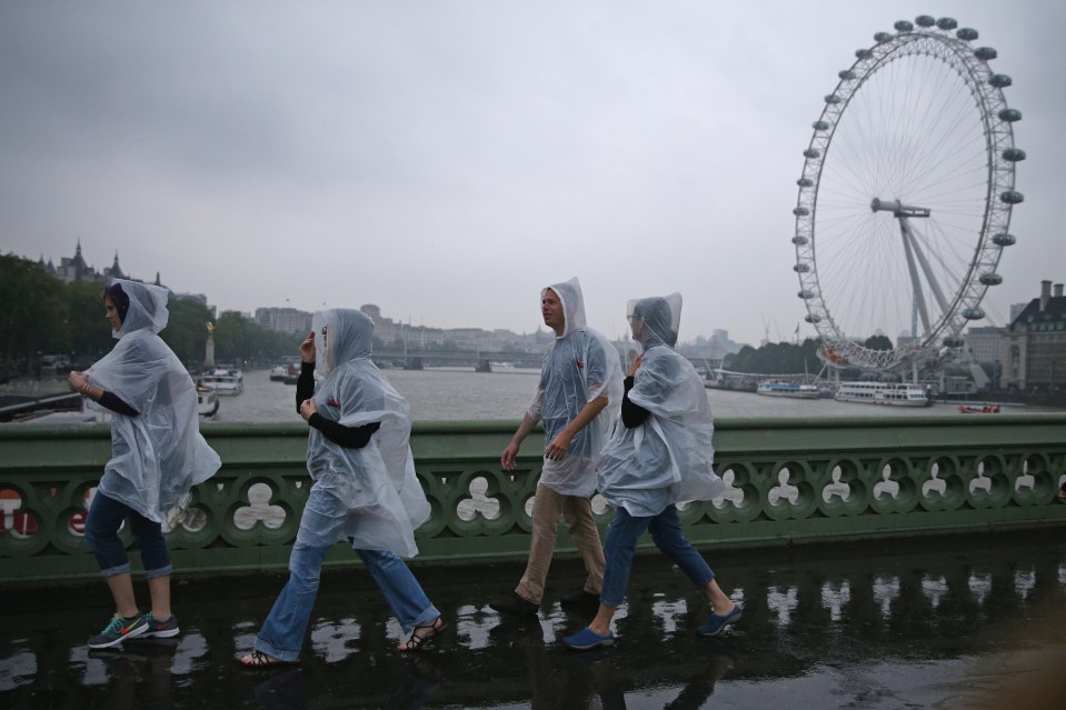  Heavy rain is expected to hit Britain by the end of next week