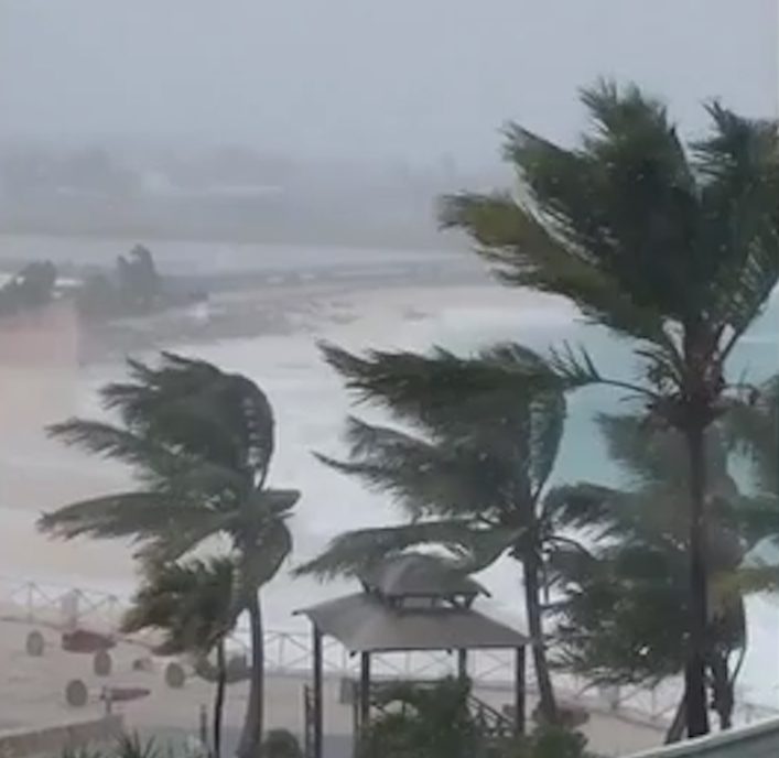  Hurricane Gaston has already hit the island of St Maarten