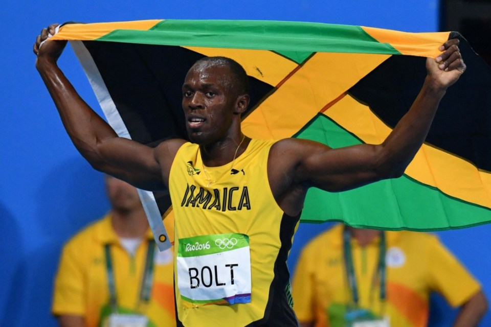  Usain Bolt celebrates winning an eighth gold medal with 200m in Rio