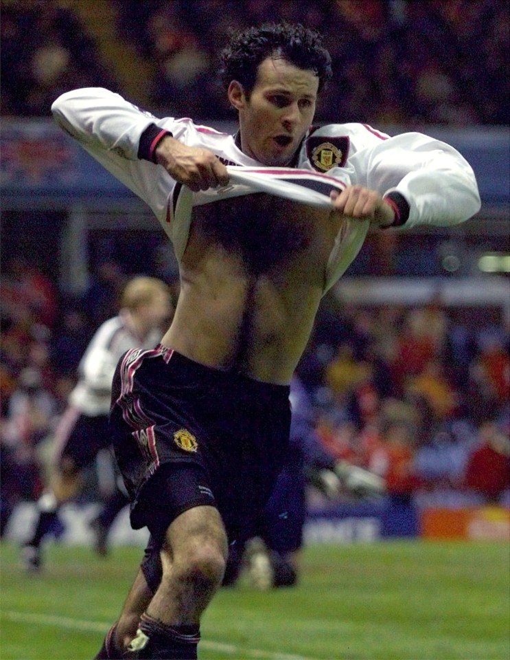 BHM21D:SPORT-SOCCER:BIRMINGHAM,ENGLAND,14APR99 - Manchester United's Welsh winger Ryan Giggs celebrates scoring the winning goal against Arsenal in the semi-final round of the FA cup April 14. Manchester United beat Arsenal 2-1 to face Newcastle United in the final. as/Photo by Dan Chung REUTERS