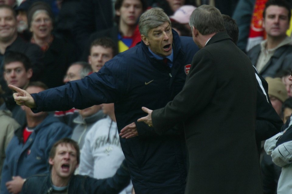 PHOTOGRAPH FROM MARC ASPLAND. THE TIMES. 28.3.04. FA BARCLAYCARD PREMIERSHIP. ARSENAL (1) VS MANCHESTER UNITED (1). HIGHBURY. ARSENE WENGER & ALEX FERGUSON