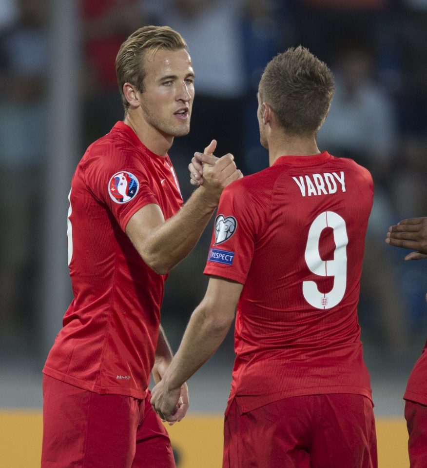 San Marino v England European Championships Group E Picture By Richard Pelham Harry Kane of England scores 0-5 and celebrates with Jamie Vardy of England