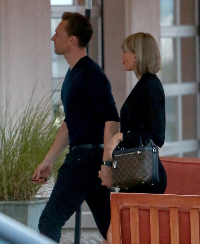 Time to stroll . . . Tom and Taylor look picture of happiness 