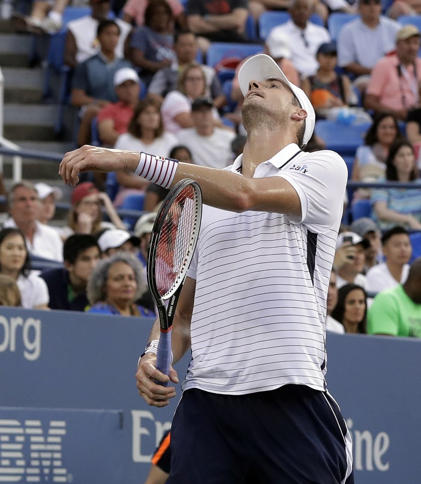  John Isner was beaten in four rounds by Kyle Edmund