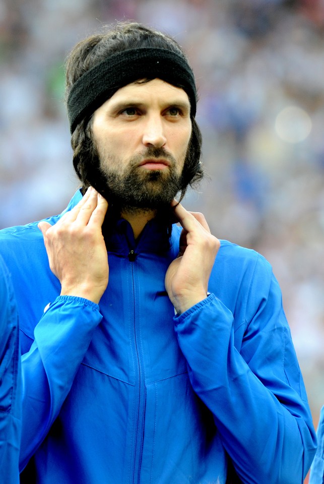 Kasabian's Serge Pizzorno will feature on Fifa 17's soundtrack