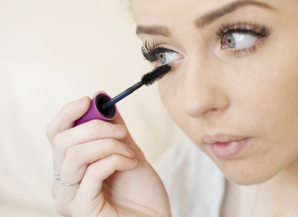  Sometimes using more than one mascara gives you a more striking, defined look