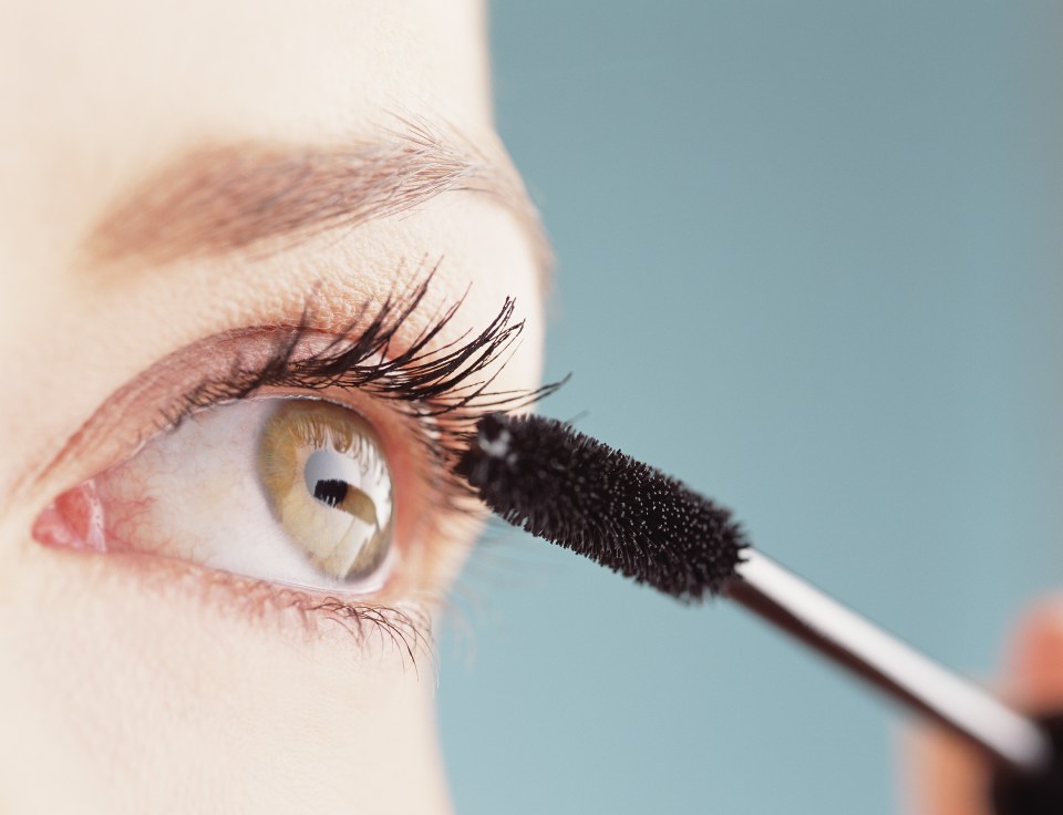  A lot of us have been applying mascara wrong all our lives