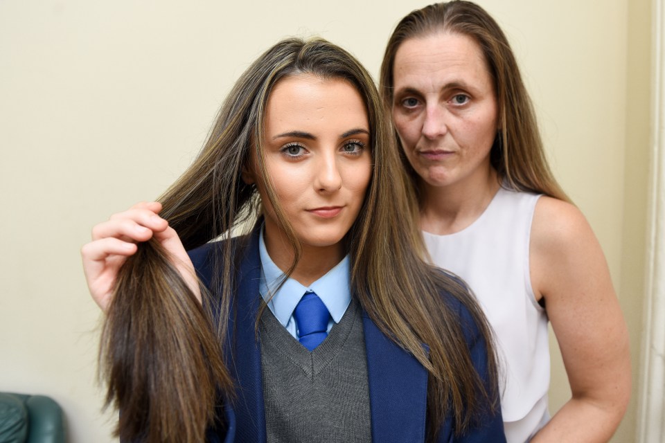 FURIOUS MUM CLAIMS DAUGHTER EXCLUDED FROM SCHOOL ON FIRST DAY BACK FOR INVISIBLE BLONDE HIGHLIGHTS TEACHERS DUBBED EXTREME