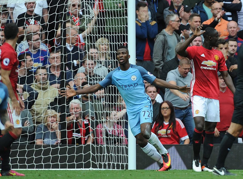 Kelechi Iheanacho struck to double City's lead on 36 minutes