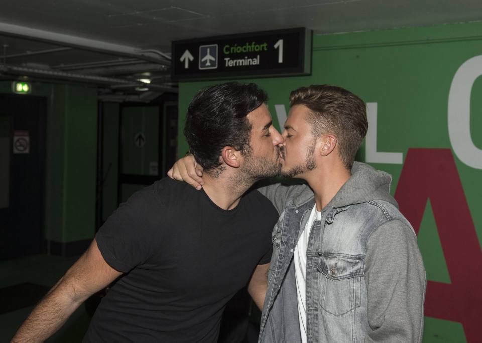  Big Brother's Ryan Ruckledge and Hughie Maughan packed on the PDA as they arrived in Dublin Airport earlier this month