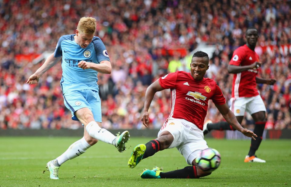 Kevin de Bruyne scored and was the star player as City beat United 2-1 at Old Trafford