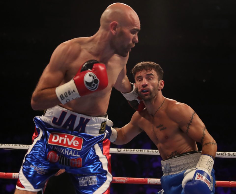  Stuart Hall and Lee Haskins has started in a cagey affair at the O2 Arena