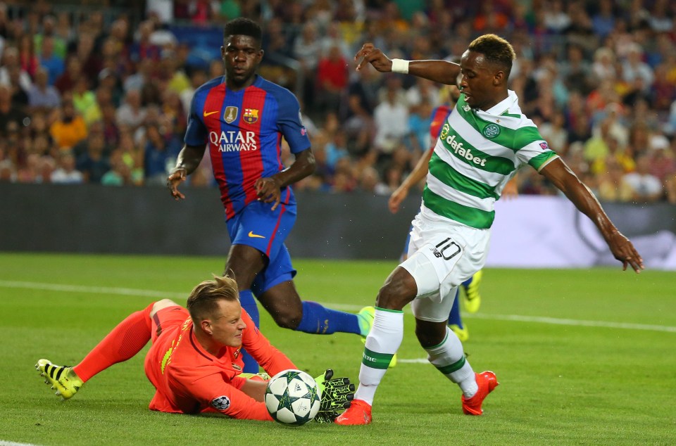 Moussa Dembele was fouled by the Barcelona keeper