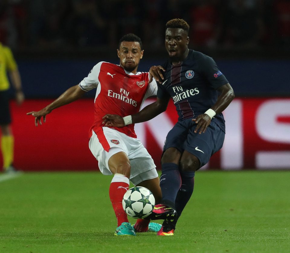 Francis Coquelin struggled to contain the PSG midfield with little support from his teammates