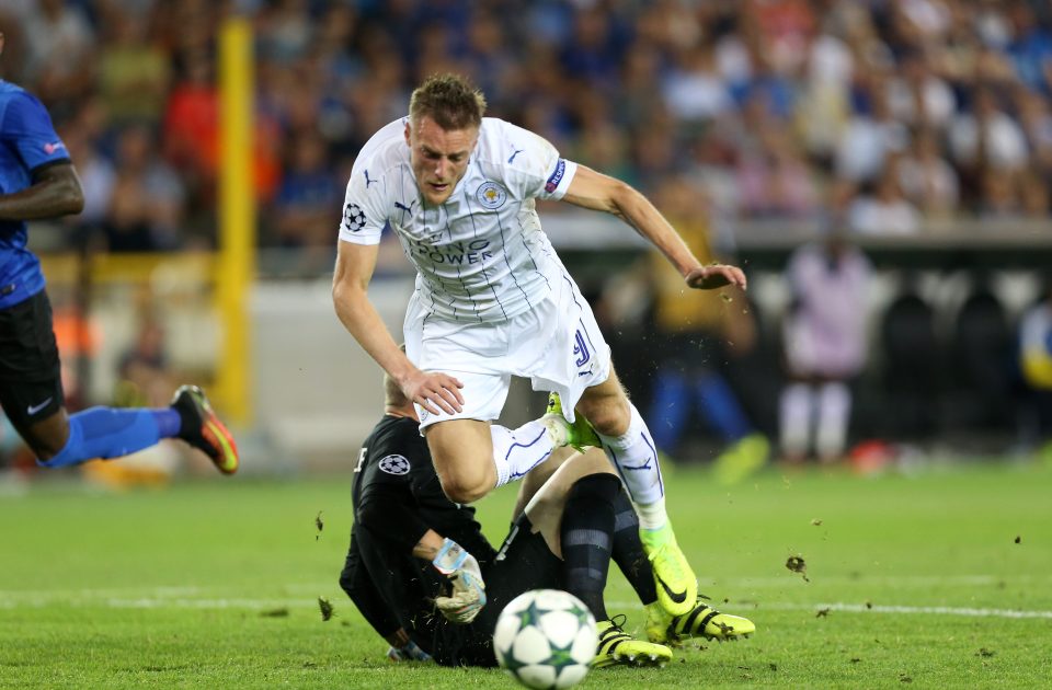 Vardy shunned his trademark bandage tonight exactly a year on from when he first wore it