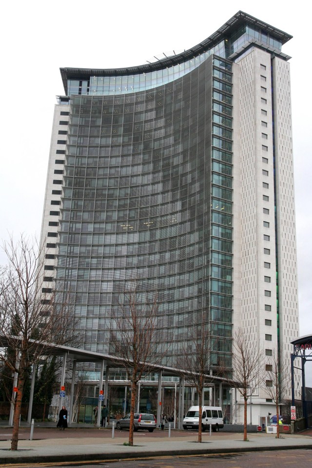 Buildings and Landmarks - Empress State Building - London