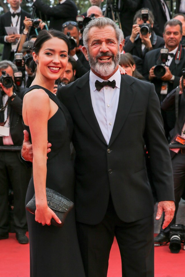  Mel Gibson and Rosalind Ross are expecting a baby together