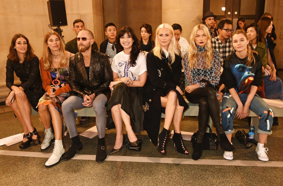  Laura Jackson, Veronika Heilbrunner, Justin O'Shea, Daisy Lowe, Poppy Delevingne, Jessica Hart and Immy Waterhouse attend the Christopher Kane show during London Fashion Week 