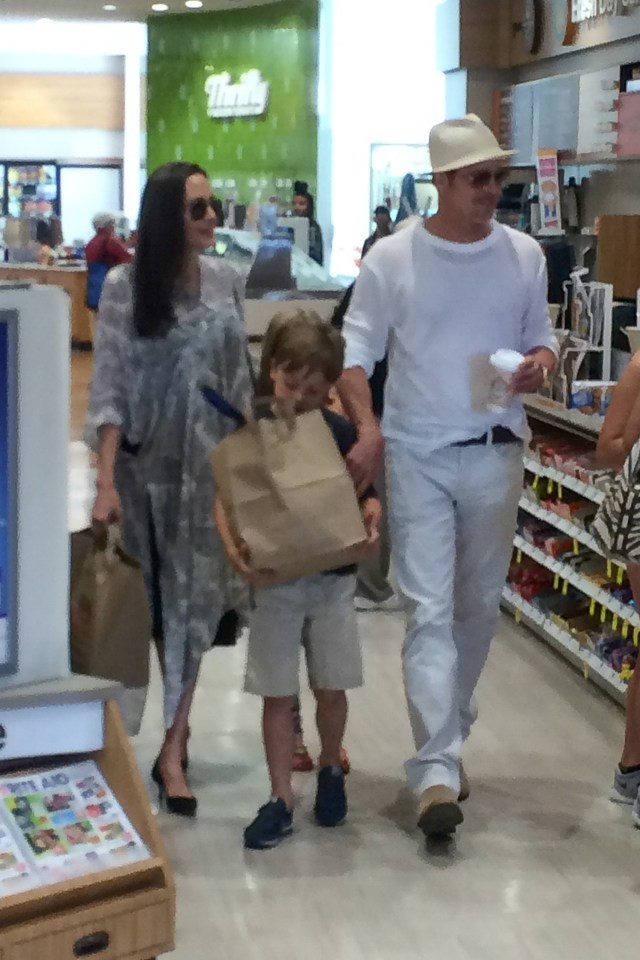 Angelina and Brad pictured together in public for the last time on 12 July