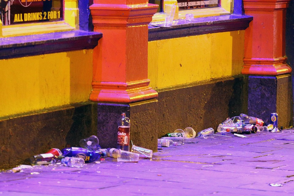  Drink offers in Portsmouth pull in the new students for big nights out and often rubbish is left behind after the fun is over