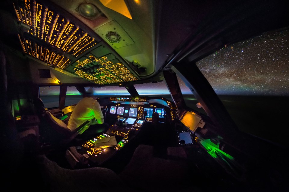 Van Heijst takes photos from the cockpit when his fellow pilots are flying, and when the thunderstorms are not so severe as to greatly affect the flying