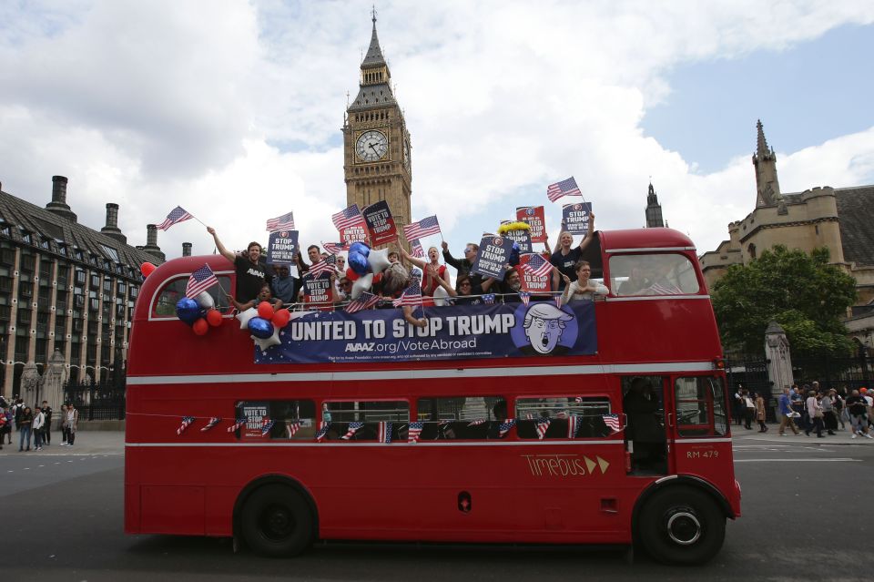  The Stop Trump bus passed the Houses of Parliament on its drive to get American expats to sign up to vote