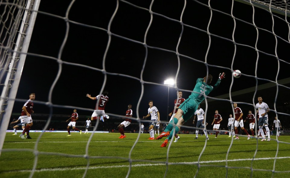 Michael Carrick strikes into the top corner to give Manchester United the lead