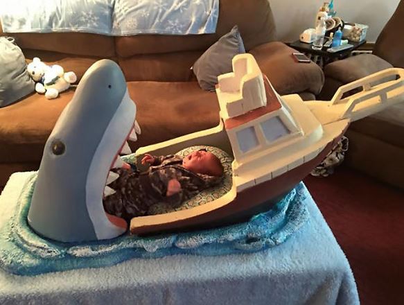 This terrifying cot is enough to set anyone's teeth on edge 