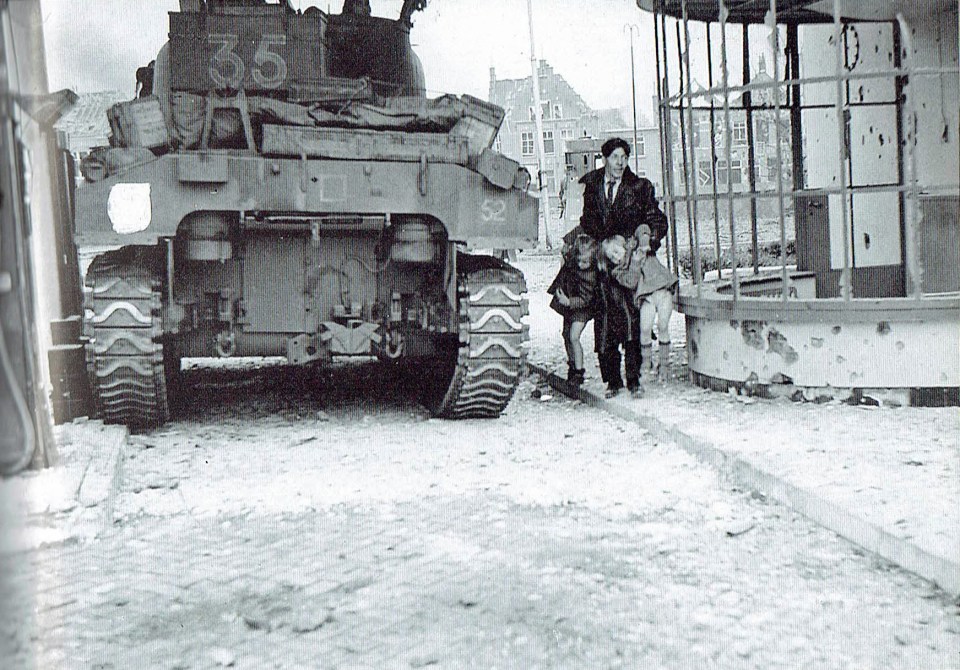  He first realised he had saved Toos’ mum years ago when he spotted an iconic wartime photograph of her taken at the time